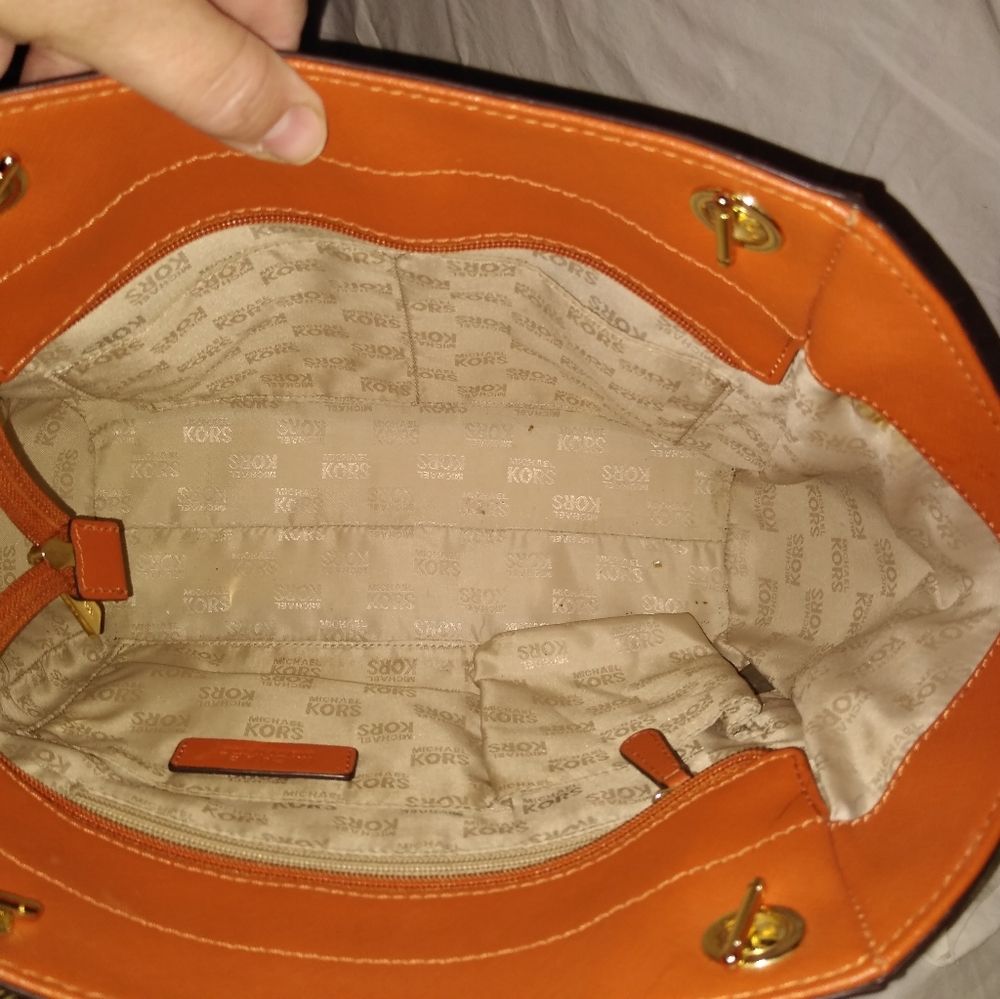 Mk purse - Picture 3 of 6